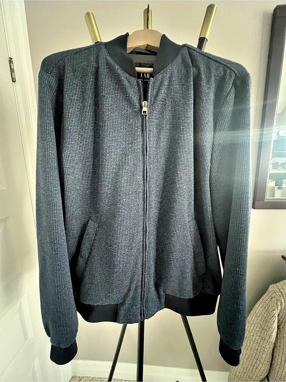 LAB PAL ZILERI Textured Zip Jacket in Gray Like New